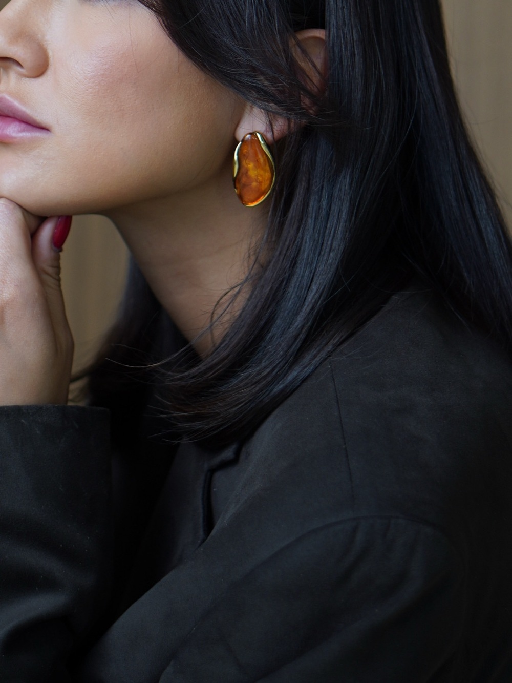 Elegant Gold and Brown Amber Earrings - Picture 6 of 8
